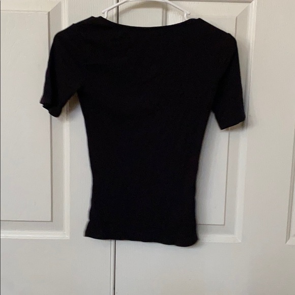 Low cut top - Picture 2 of 2